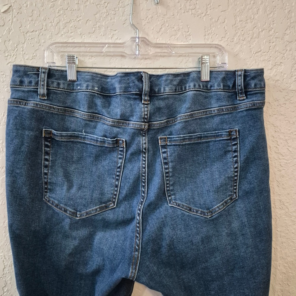 Lane Bryant Flex Magic Waistband Pedal Pusher Jeans 20 Blue Denim Cropped - Picture 6 of 8